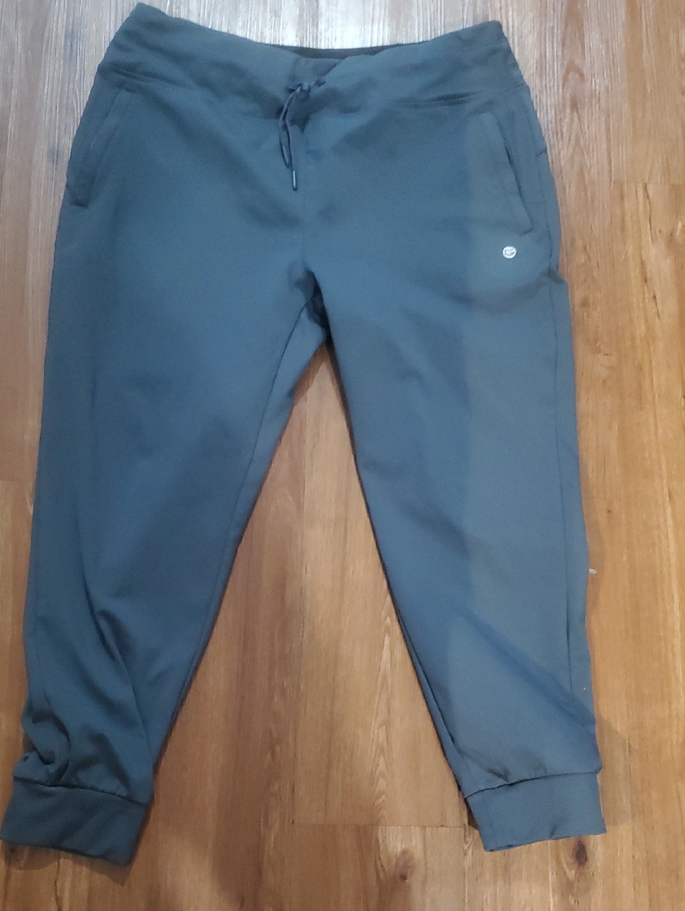 Gradual Women's Jogger Pants - Dark Gray